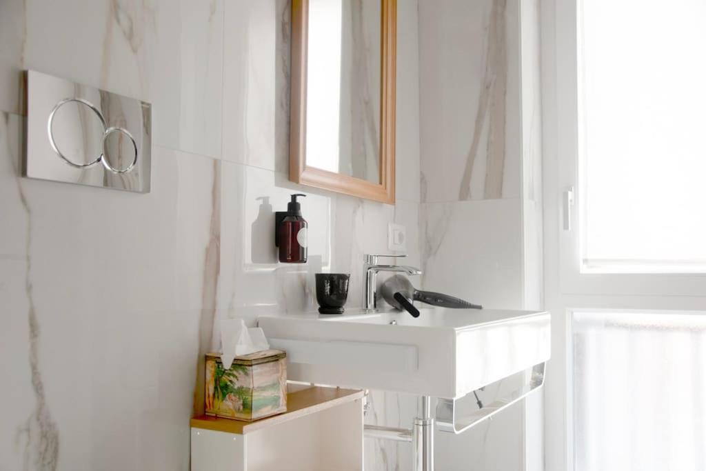Lml Housing The Place To Be In Рим Екстер'єр фото